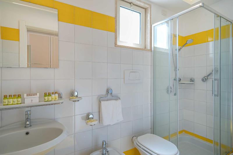 Superior Double or Twin Room image 2