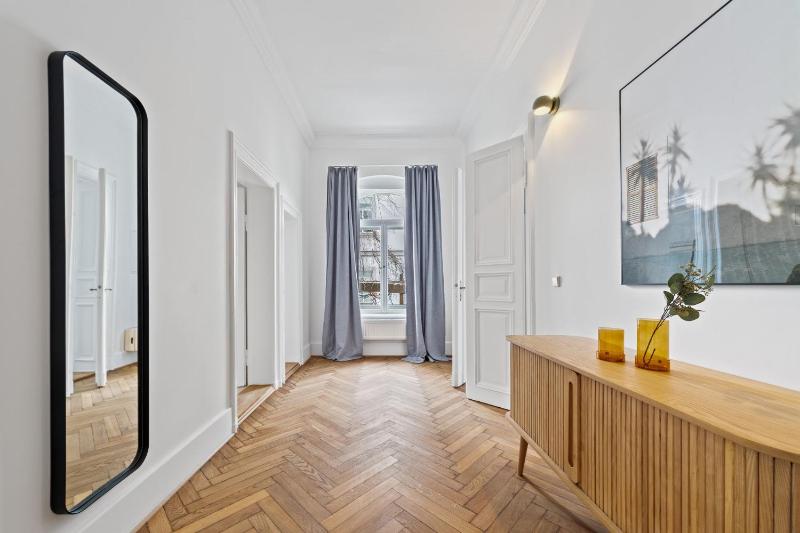 Two-Bedroom Suite (Ground Floor) image 4