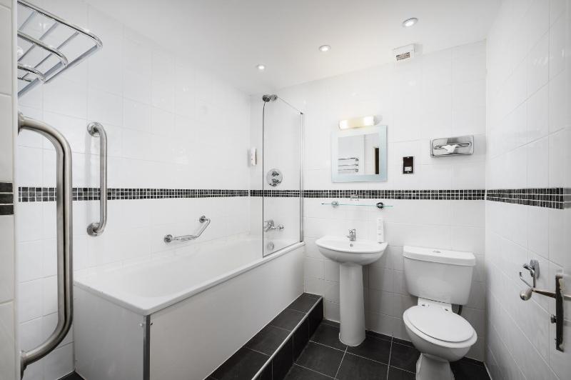 Triple Room image 3