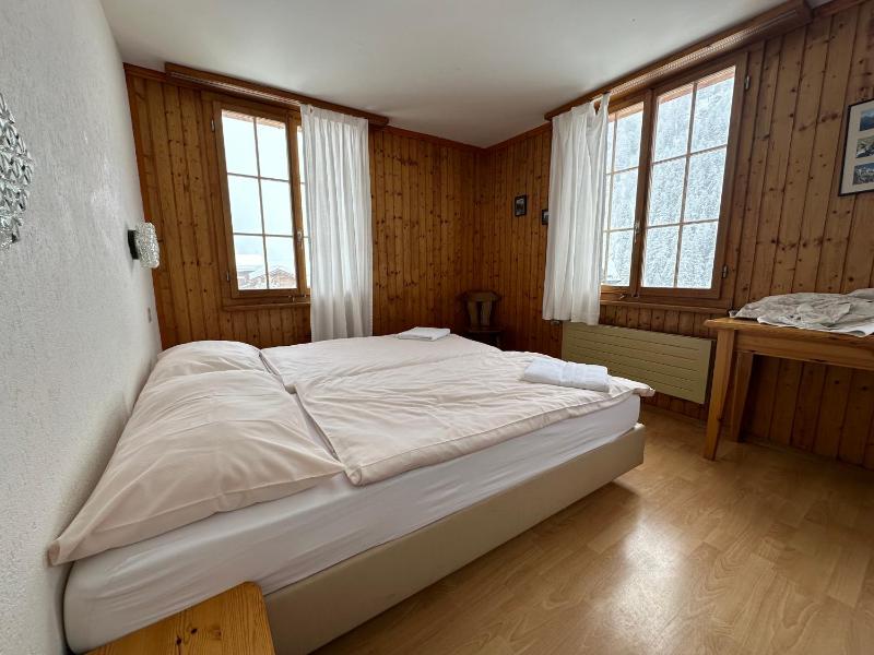 Quadruple Room with Shared Bathroom image 1