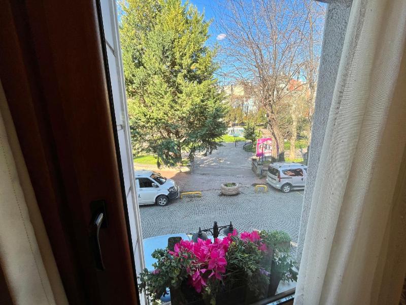 Deluxe Triple Room image 3