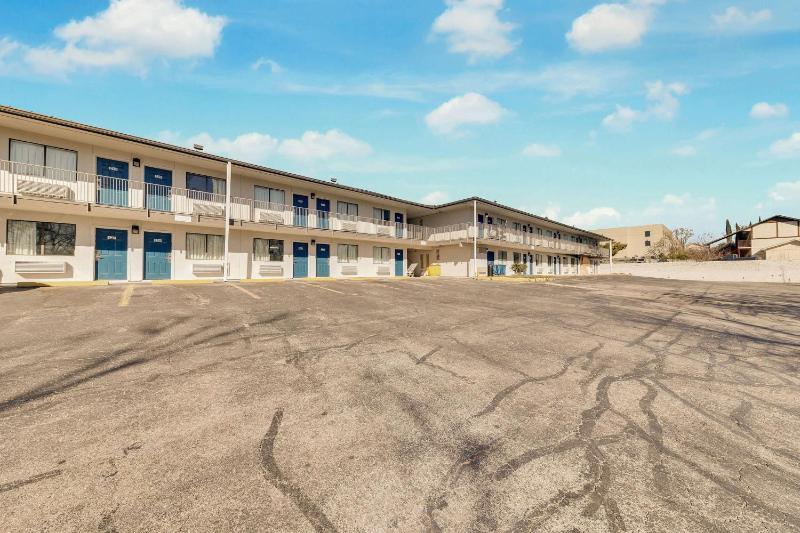 Motel 6 Austin TX - Airport - South - image 21