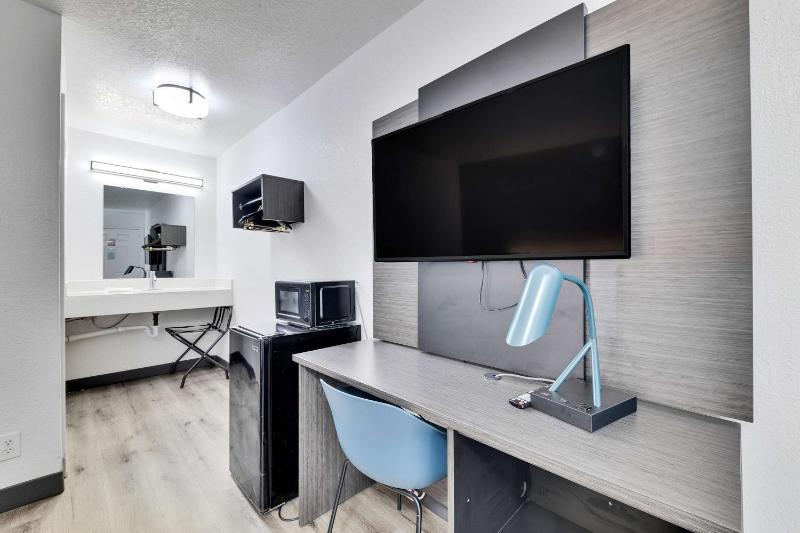 Motel 6 Austin TX - Airport - South - image 39