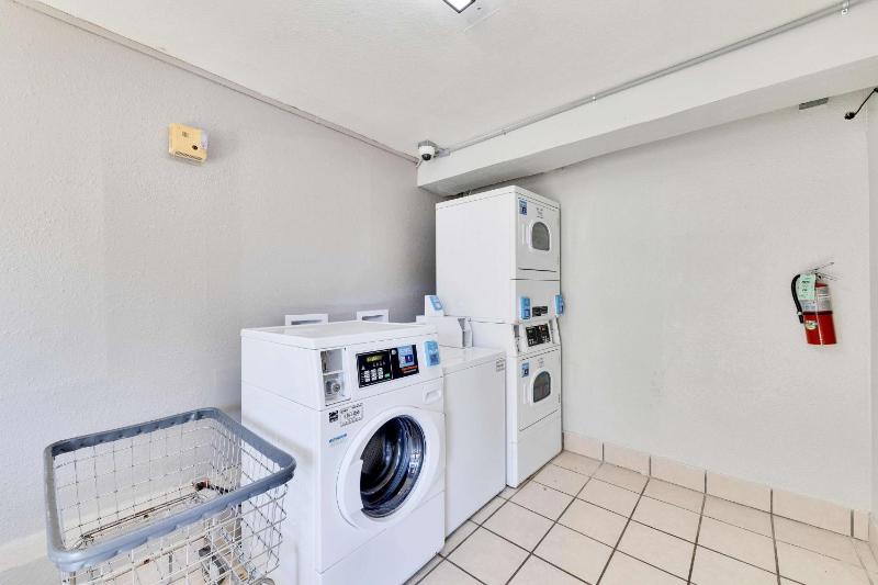 Motel 6 Austin TX - Airport - South - image 49