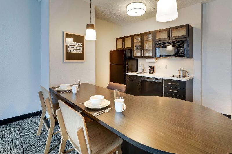 One-Bedroom King Suite with Sofa Bed-Hearing Accessible image 4