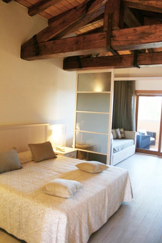 Junior Suite with Garden View image 3
