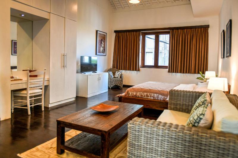 Melo Suites Hotel - image 21