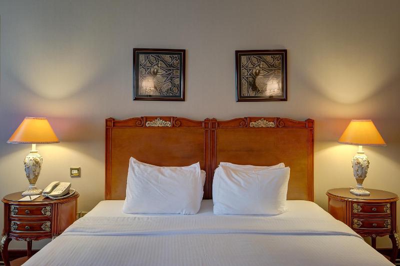 Balmoral Suite image 4