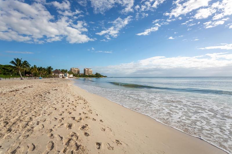 Casa Los Mares ocean front penthouse condo - image 26