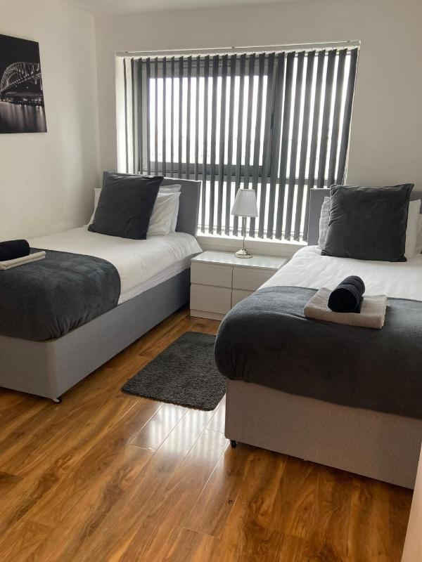 3 Bedroom Apartment (6 adults) image 2