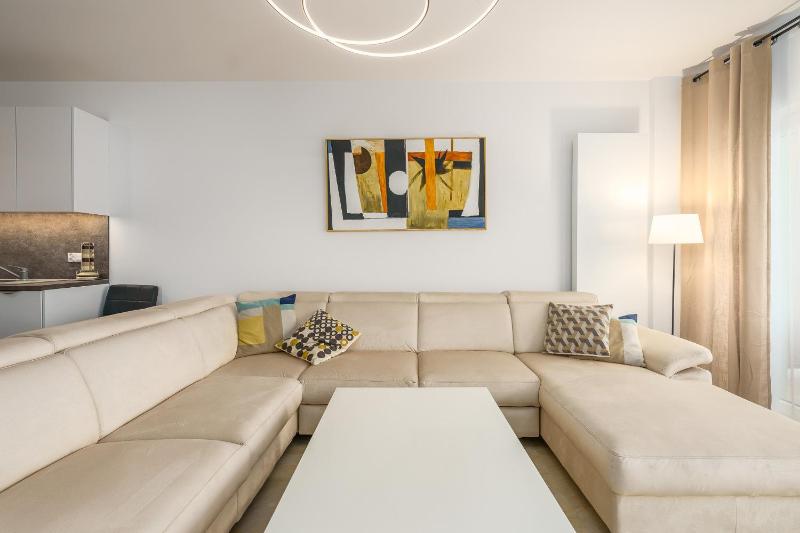 Aquamarina Prima SEASIDE Apartments by the Beach by Noclegi Renters - image 36