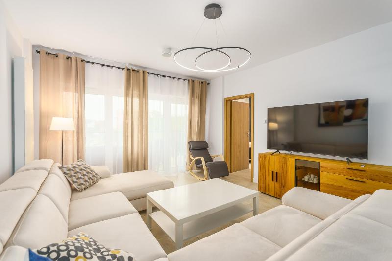 Aquamarina Prima SEASIDE Apartments by the Beach by Noclegi Renters - image 8