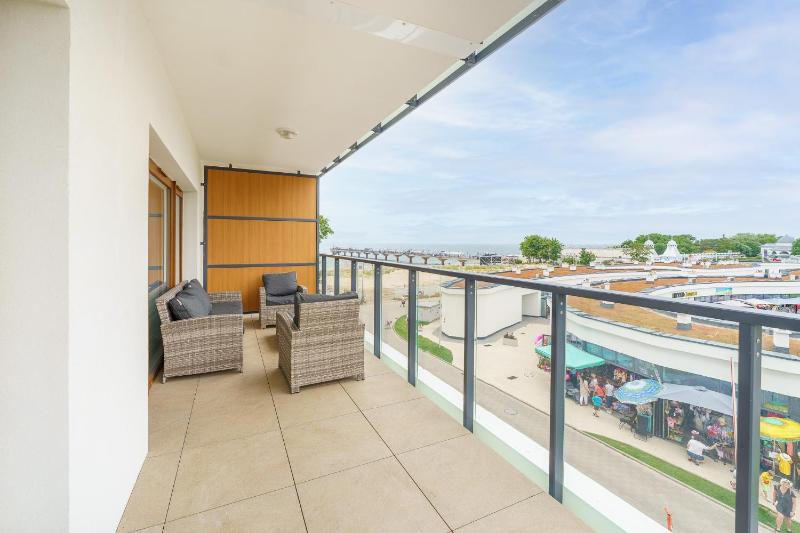 Aquamarina Prima SEASIDE Apartments by the Beach by Noclegi Renters - image 13