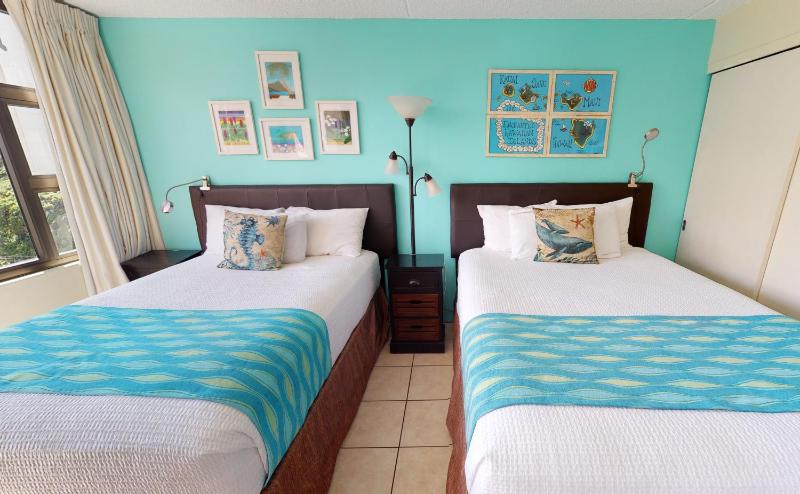 Deluxe Condo Near Waikiki Beach - Free Parking - image 14