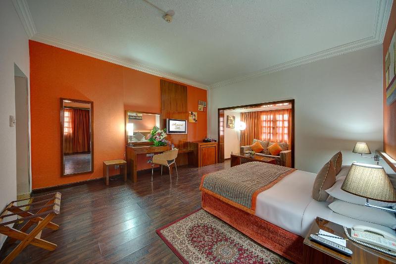 Deluxe Suite image 4