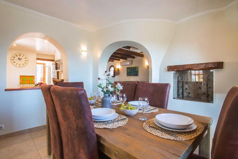 Villa Ebro - PlusHolidays - image 11