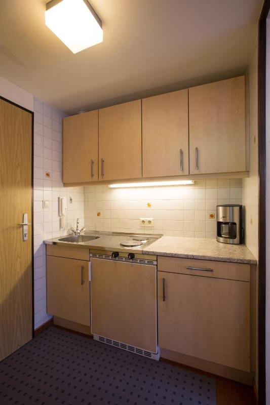 One-Bedroom Apartment image 2