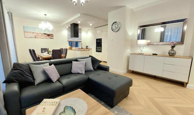 Apartment Golden Beach by TriApart - image 1