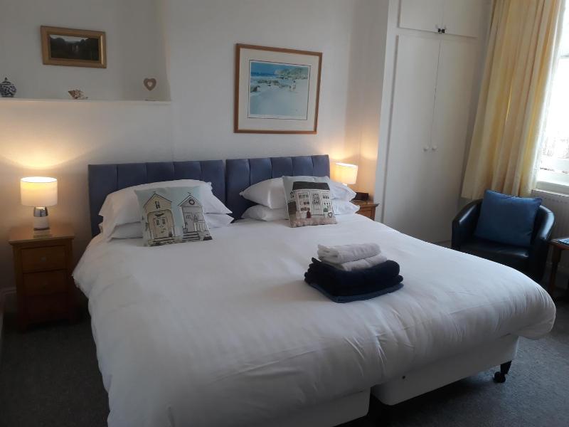 Superior Double Room image 2