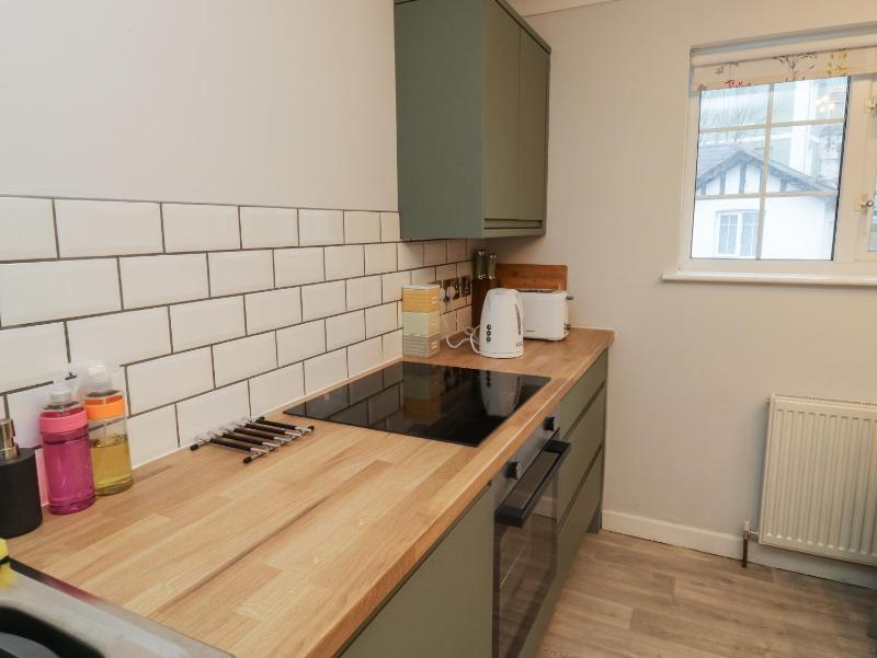 1 Ilsham Cottages - image 13