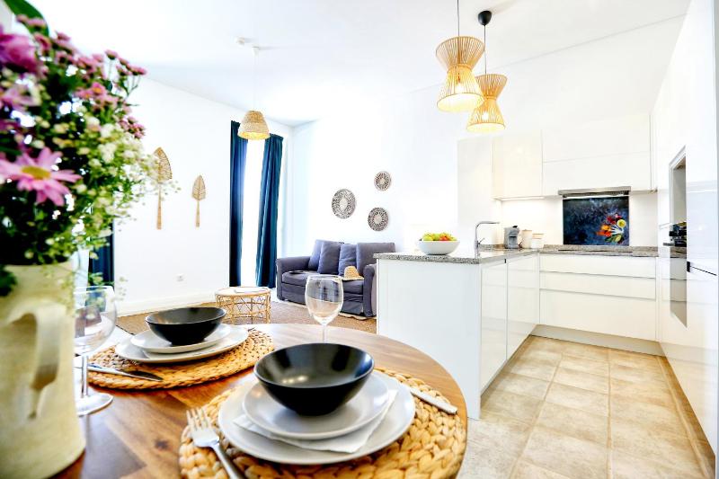 Lovely Faro Apartment - image 7