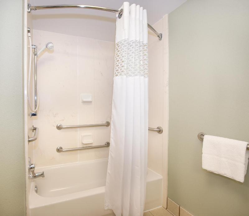 King Room - Mobility Access/Non-Smoking image 2