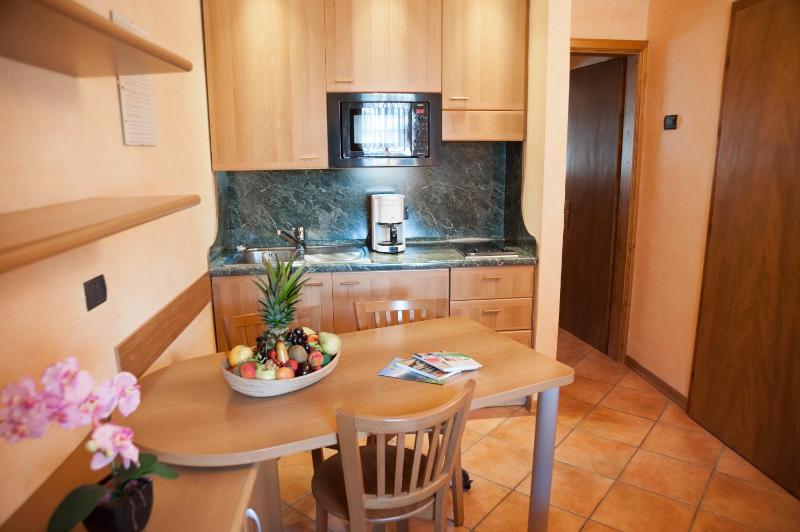One-Bedroom Apartment ( 2 Adults ) image 1