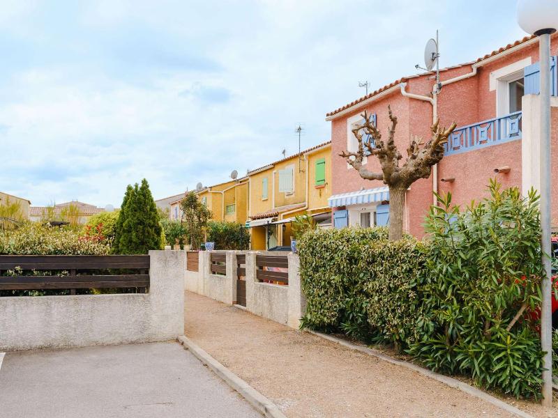 Charmante Villa Climatisée à Narbonne-Plage Proche Mer 6 Personnes 3 Chambres Parking Privé - FR-1-409-120 - image 15