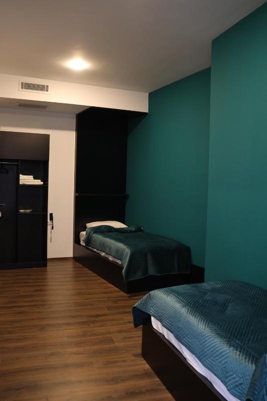 Comfort Quadruple Room image 2