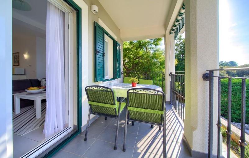 Apartments Škarpa - image 33