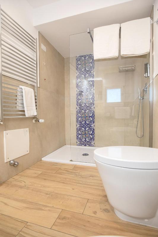 Double Room image 2
