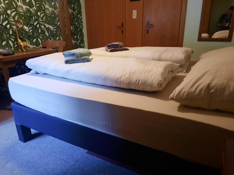 Standard Double Room image 1