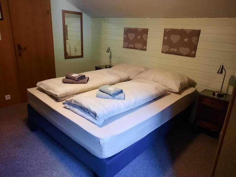 Standard Double Room image 3