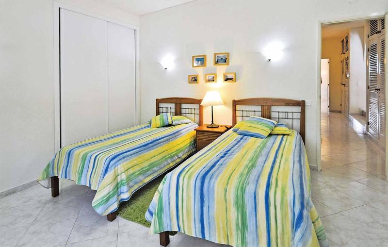 Villa Holly - image 8