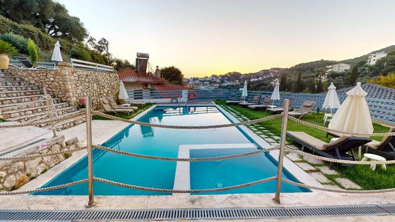 Mediterraneo Resort - image 9