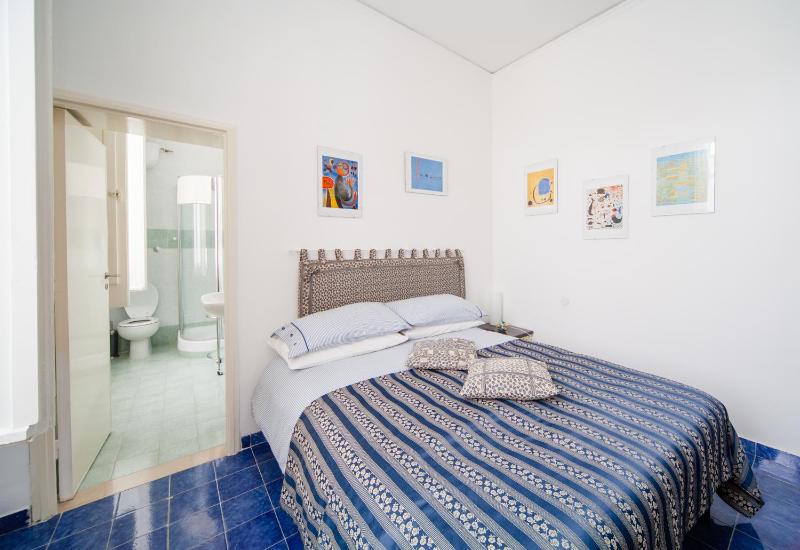 Double Room with Private Bathroom image 1