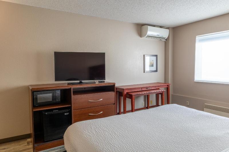 King Room image 3