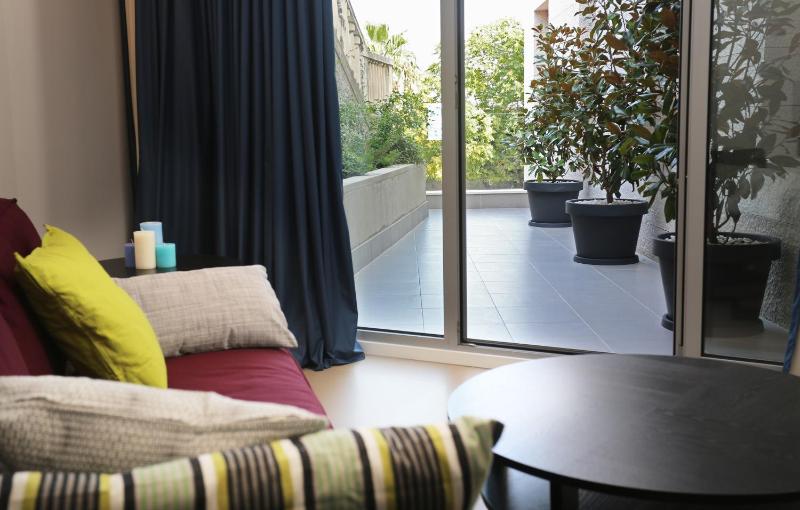 One-Bedroom Apartment image 3