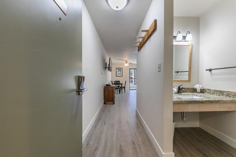 King Studio 2nd Floor #234 at Donner Lake Village - image 16