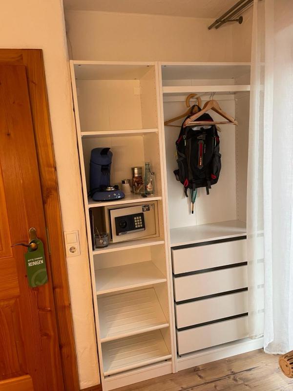 Standard Twin Room image 2