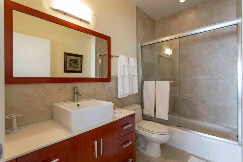 Westover Arms Hotel - image 14