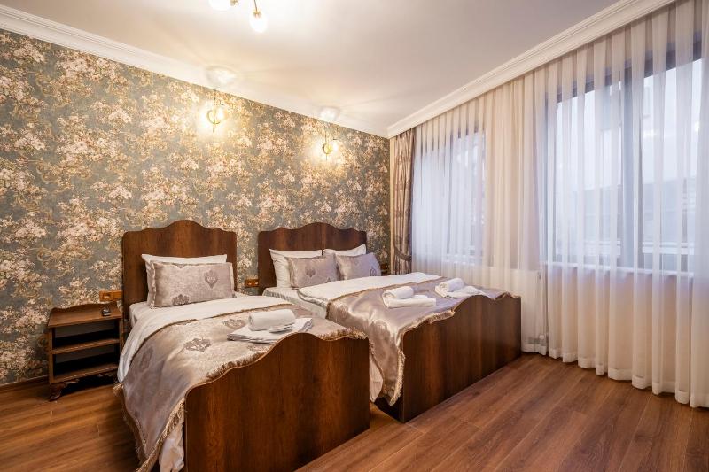 Budget Double Room image 2