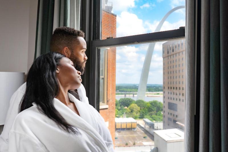 Hilton Pennywell St. Louis at the Arch - image 15
