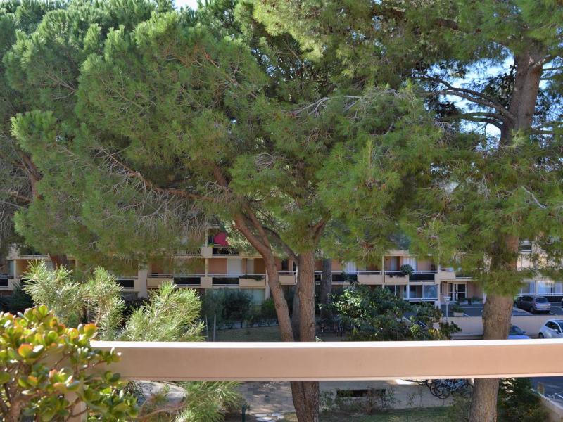 T2 cabine avec loggia proche plage et commerces parking inclus - Bormes-les-Mimosas - FR-1-251-521 - image 11