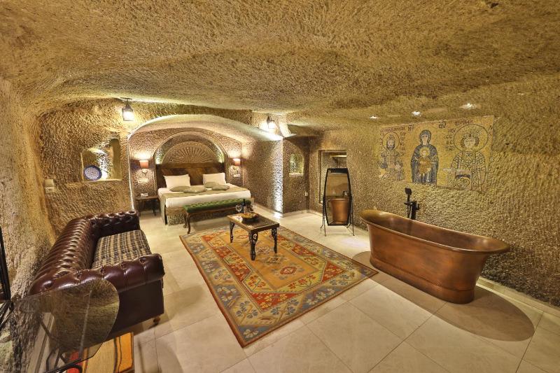 King Suite image 1