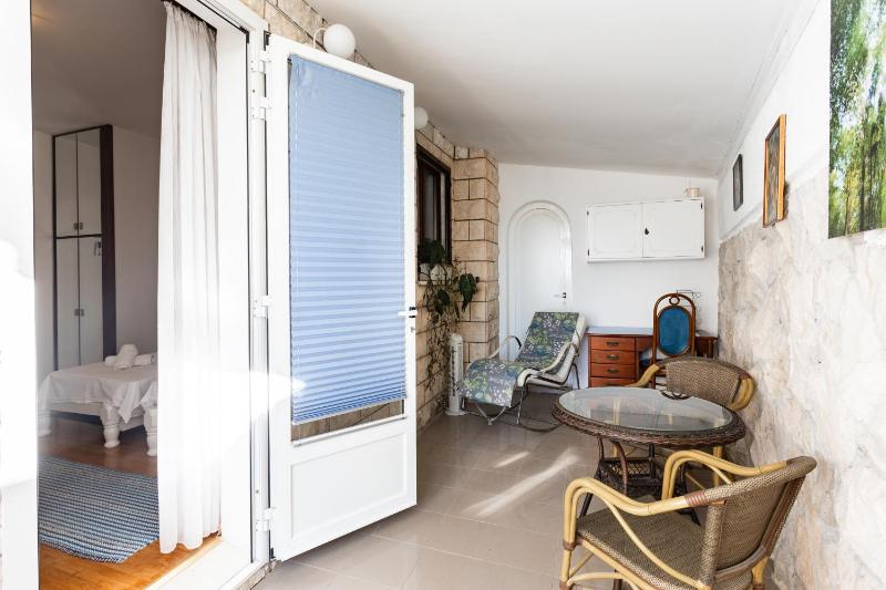 Apartment with Terrace and Partial Sea View image 2