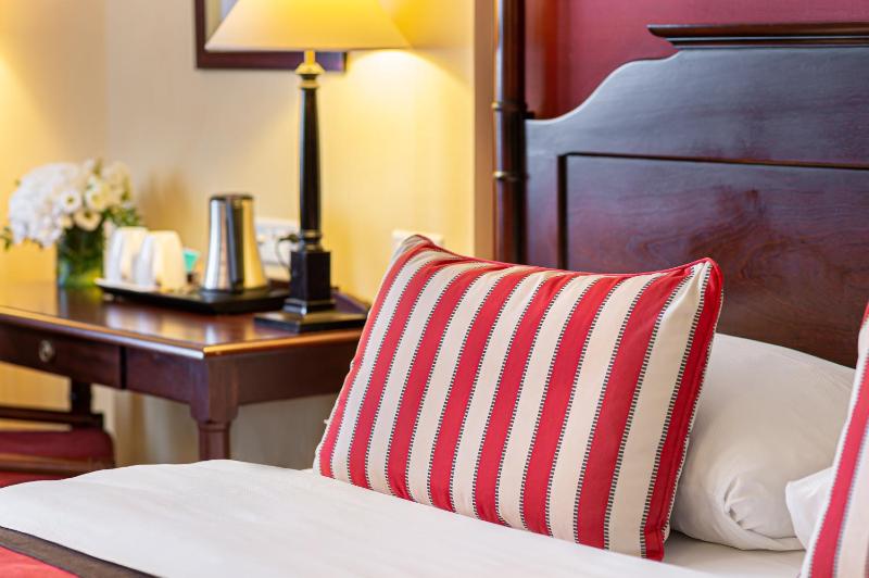 Classic Double or Twin Room image 3