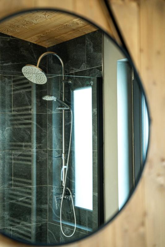 Deluxe Villa image 3