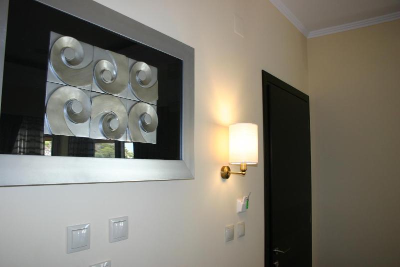 Deluxe Family Suite with Sea View image 3
