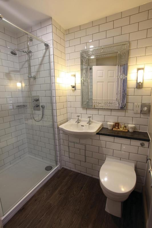 Double Room image 1
